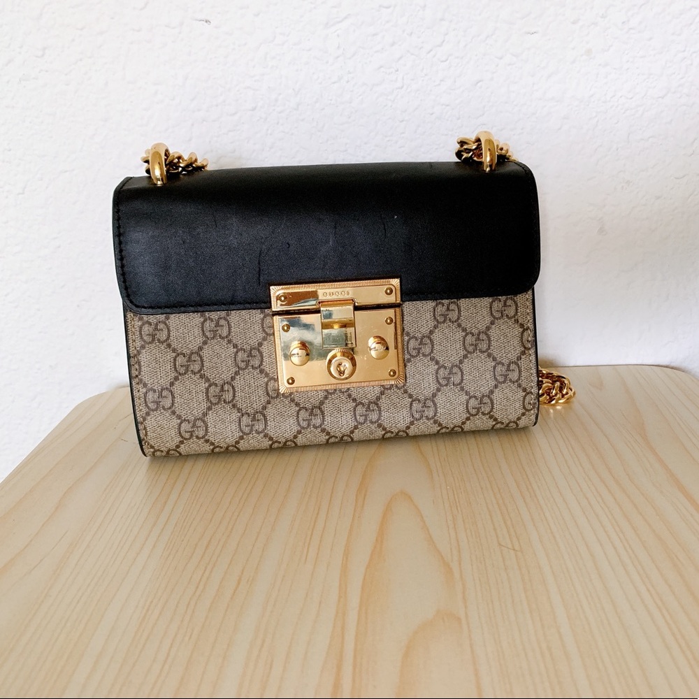 Gucci padlock preowned crossbody bag